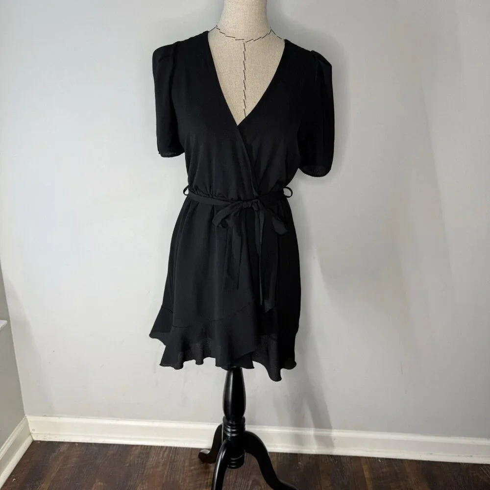 Aqua Women’s Size XS Black Chiffon A-line Short Mini Dress Lined formal